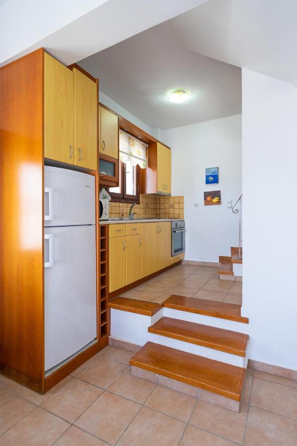 Maisonette In Roussa Ekklisia Sitia  Exterior foto